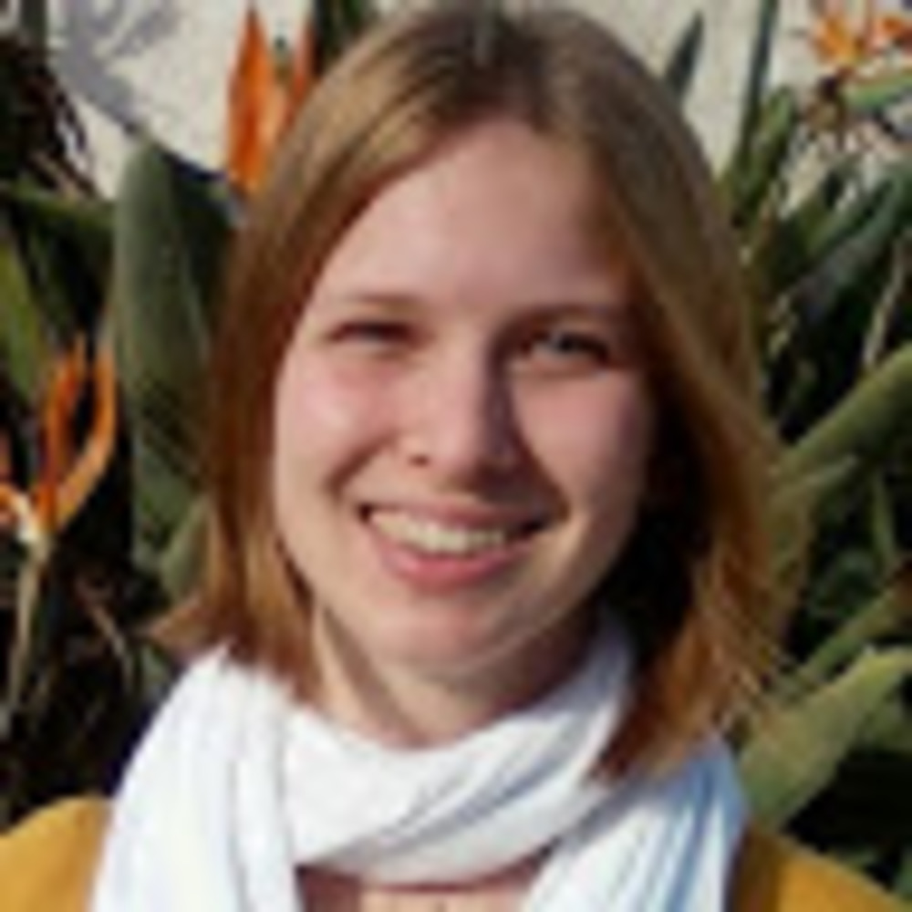 Meet your Posher, Elisa